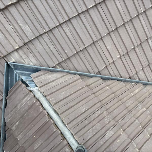 Dexters Build roofing and building project 111